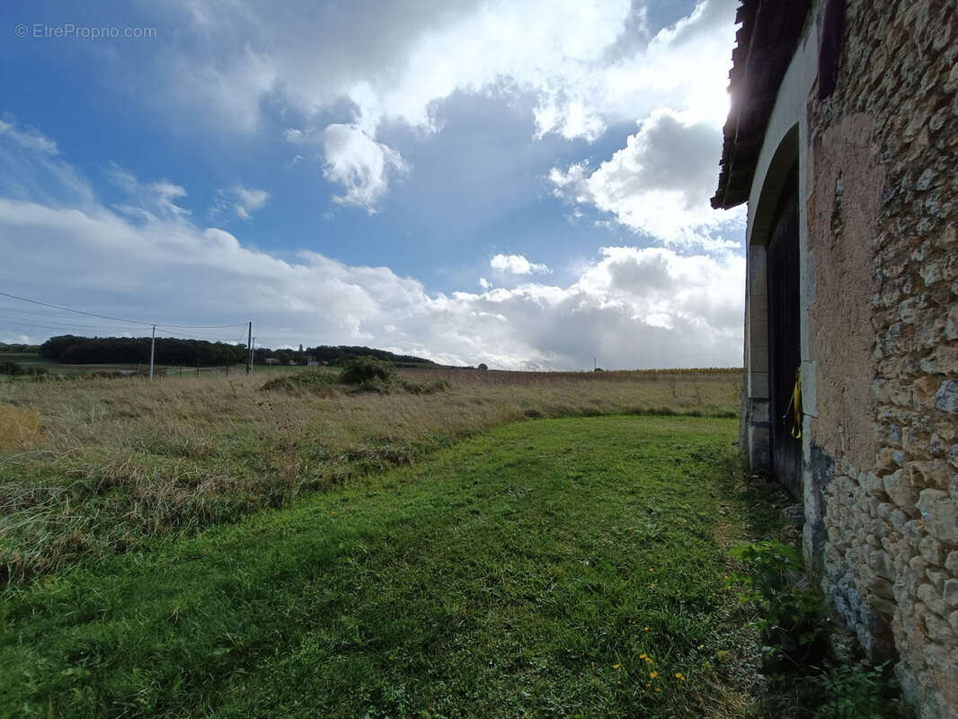 Autre à SAINT-MAIGRIN