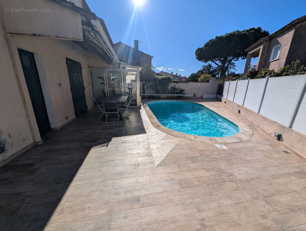 Maison à SIX-FOURS-LES-PLAGES