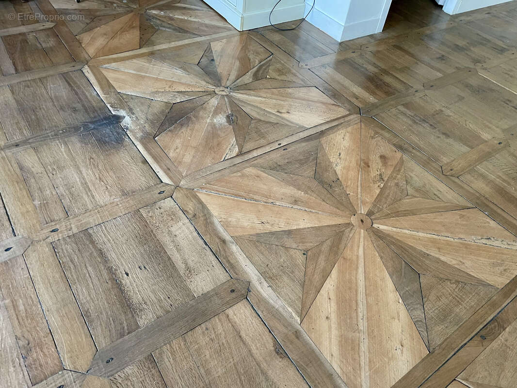 Maison à CHATEAUNEUF-SUR-CHARENTE