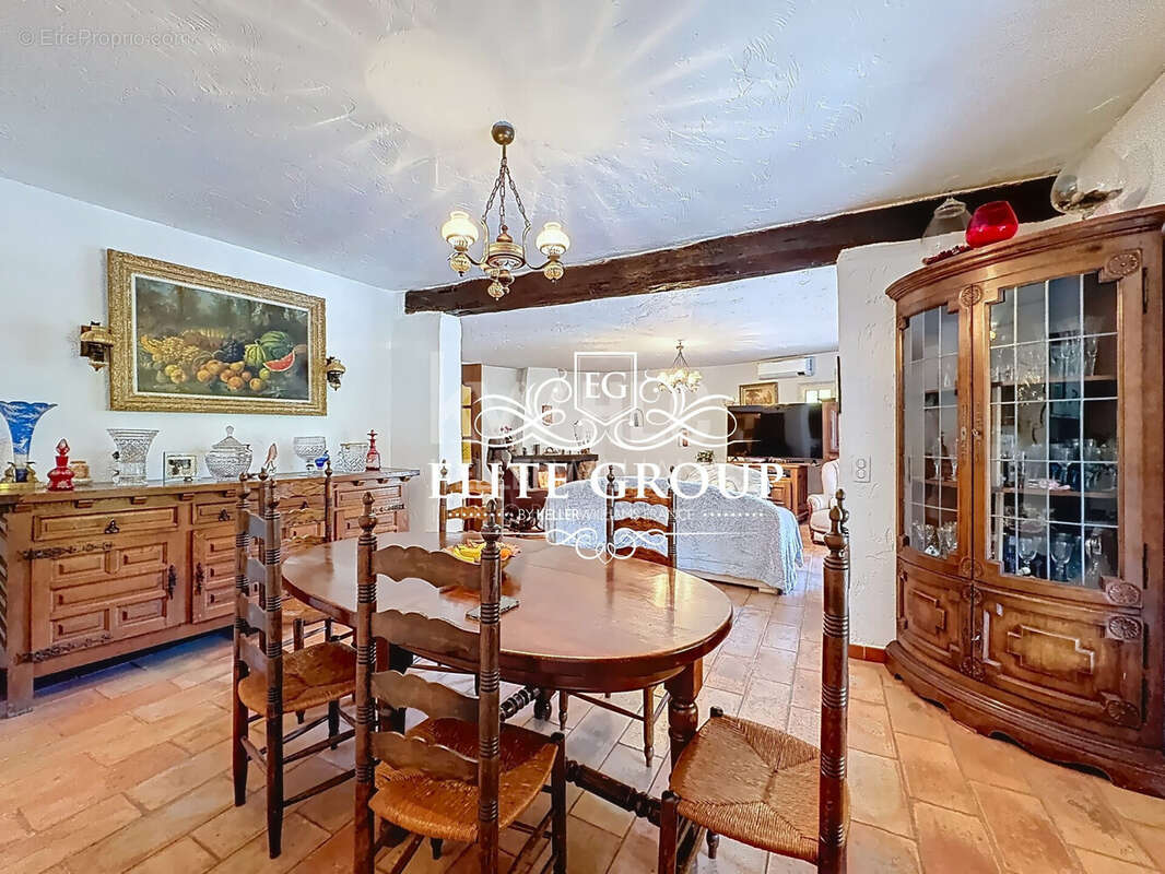 Maison à MOUGINS