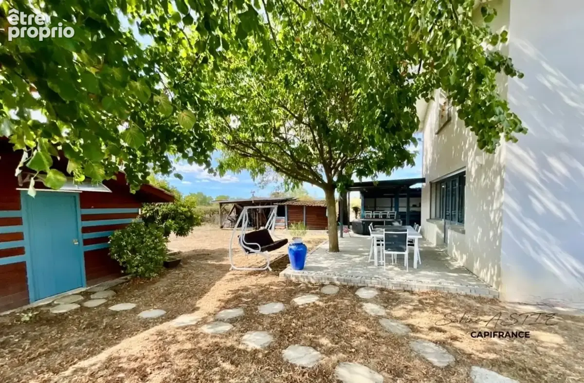 Maison à MONTCEAUX