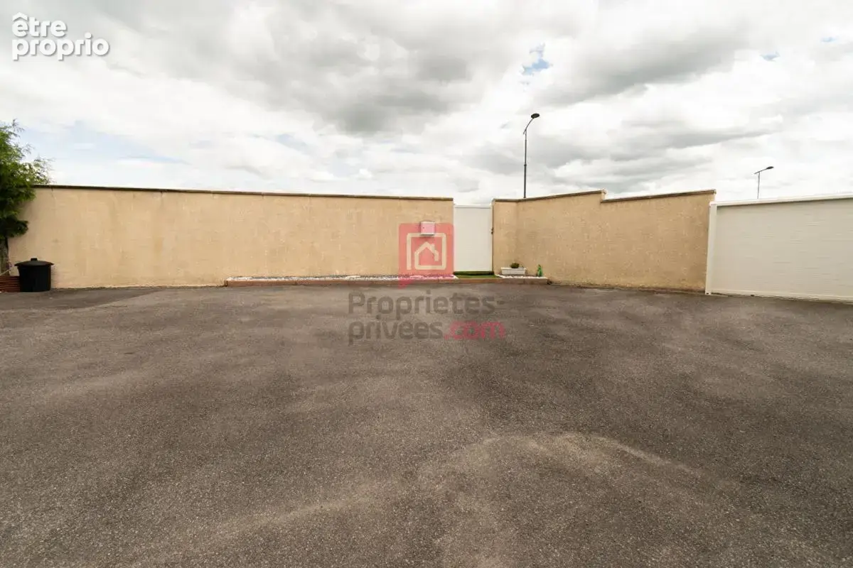 MAREUIL-LÈS-MEAUX  Maison récente 4 chambres avec jardin de 600 m² - photo 8