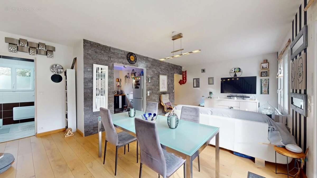 Maison à MONTFERMEIL