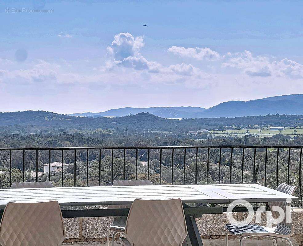 Maison à PORTO-VECCHIO