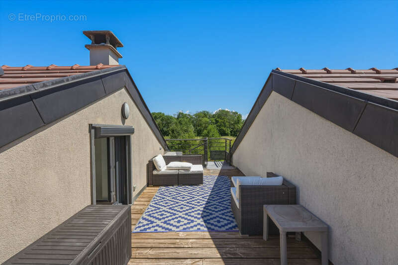 Maison à VERSONNEX