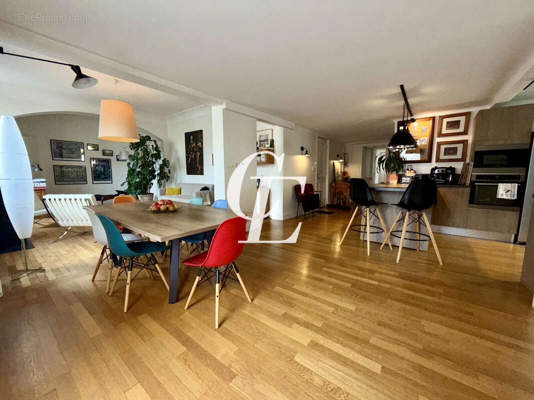 Appartement à SAINT-ETIENNE