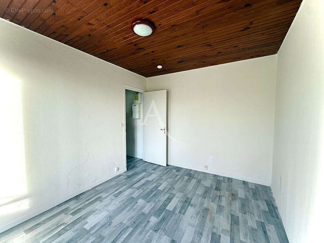 Appartement à BONDY