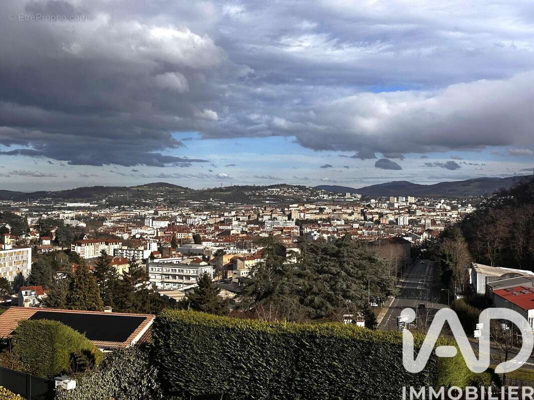 Photo 3 - Maison à SAINT-ETIENNE