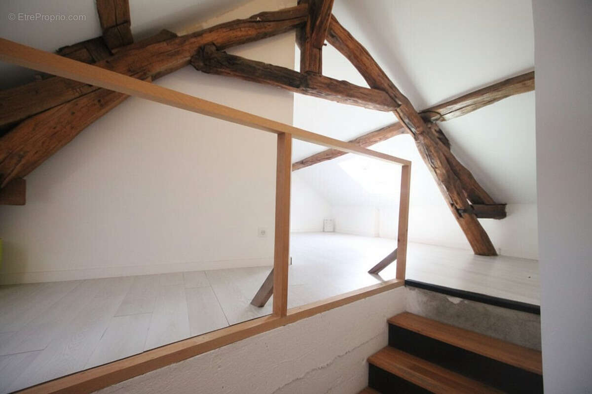 Appartement 180 m² à Tournan-En-Brie  - photo 4
