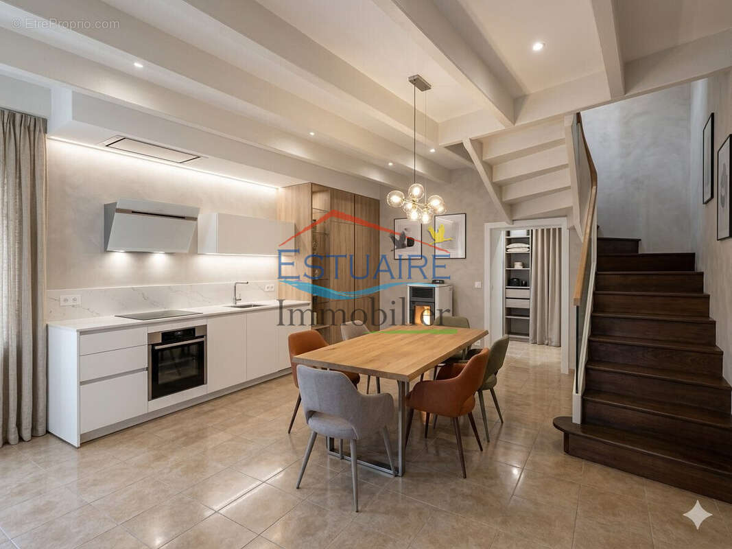 Maison 153 m² à Besne  - photo 4