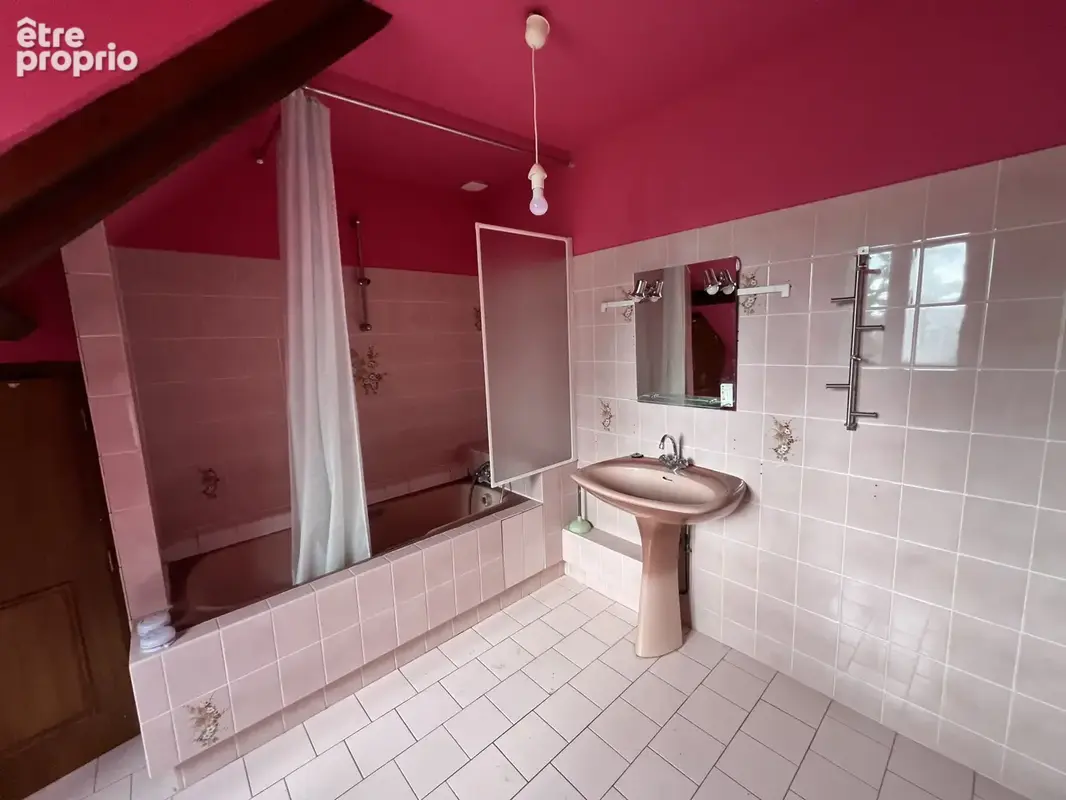 SANDILLON Maison familiale 5 chs - sous-sol / hangar - photo 16