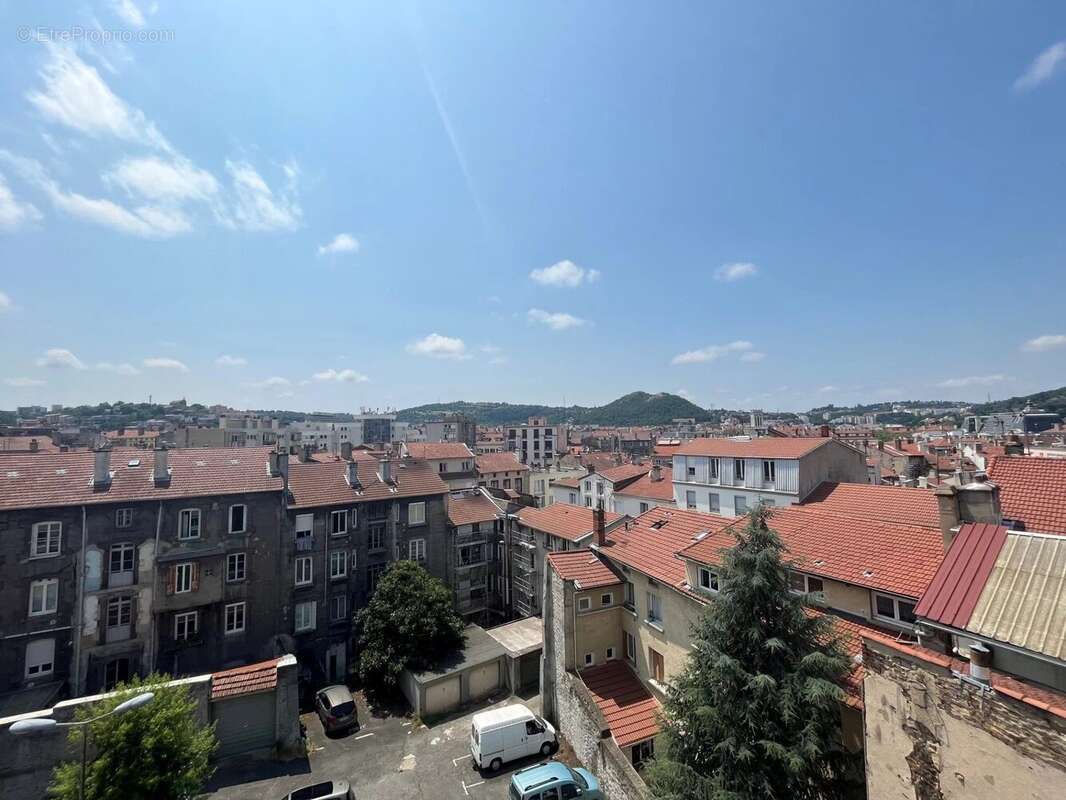 Appartement à SAINT-ETIENNE