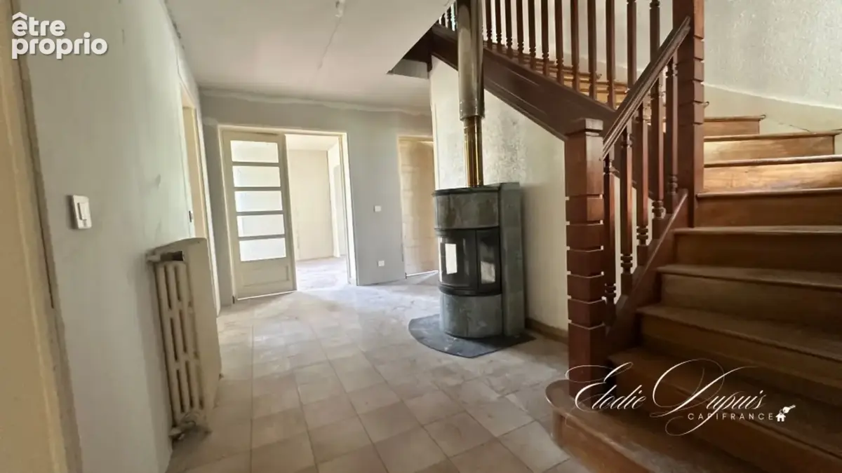 Maison à vendre 7 pièces SAINT MARTIN D'ARC (73) - photo 6