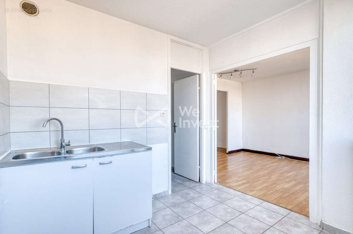 Appartement à LYON-8E