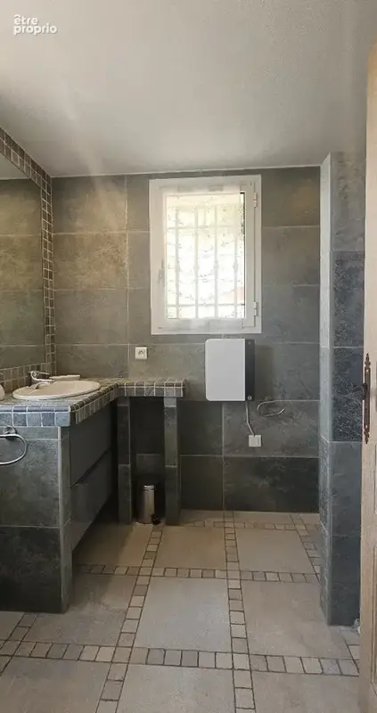 Levens  maison d'architecte au style florentin  piscine  prestations haut de gamme - photo 13