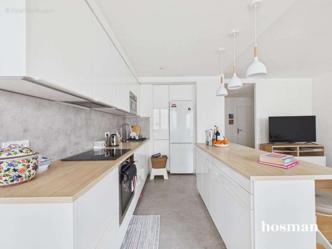 Appartement à PARIS-14E