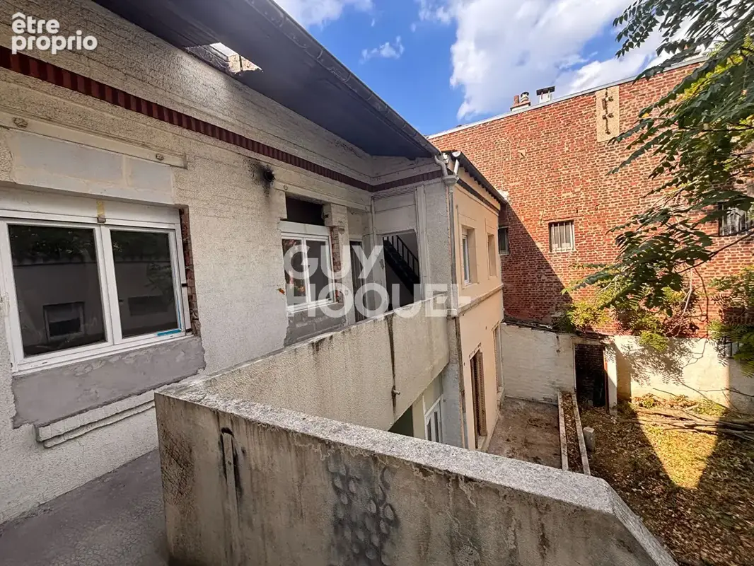 Saint-ouen ? ensemble immobilier rare de 200 m² - photo 2