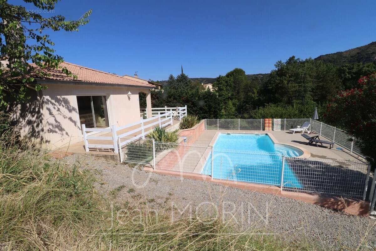 Maison à SAINT-JULIEN-EN-SAINT-ALBAN