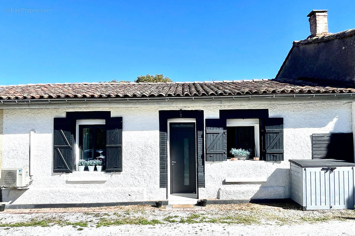 Appartement à AUCAMVILLE