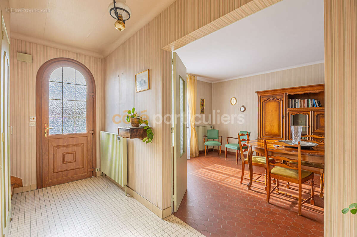 Maison à SAINTE-LUCE-SUR-LOIRE