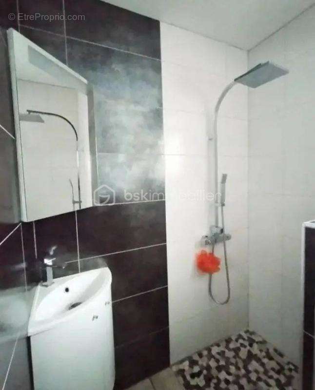 Maison à LA PACAUDIERE