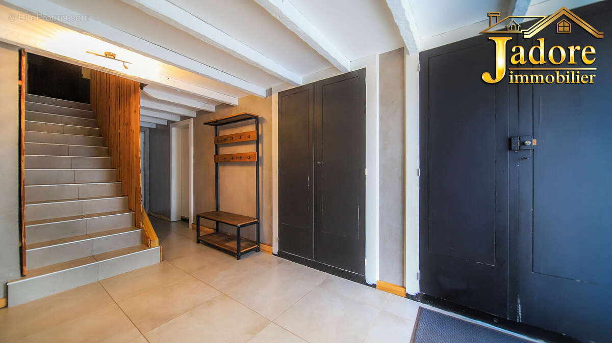 Maison à LE THOLY