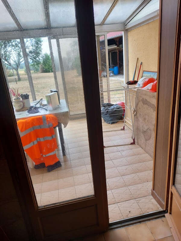 Maison de 129.78 m2 sur terrain de 2391 m2 à Brout-Vernet - photo 5