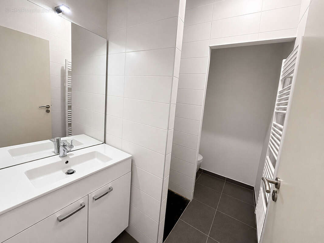 Bordeaux Saint-Jean - Appartement  T1 de 28 m² - photo 7