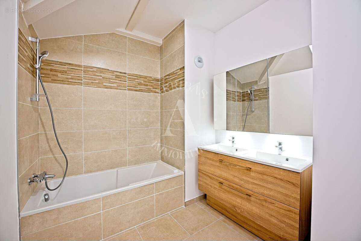 Appartement à ORNEX