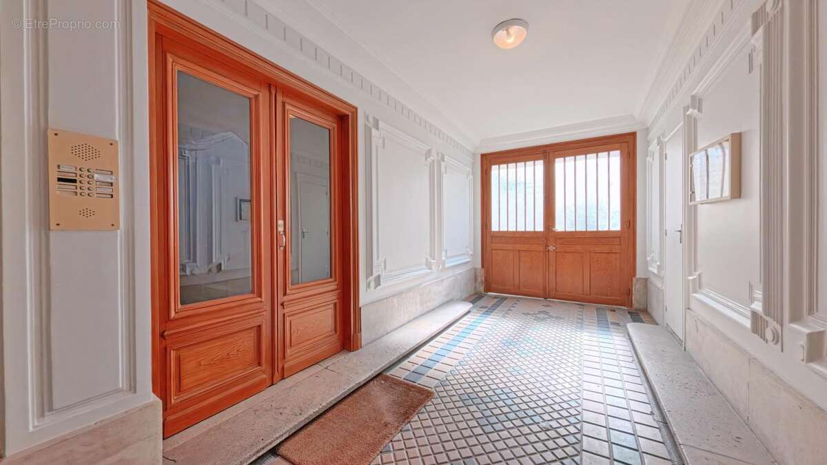 Appartement à SAINT-MAUR-DES-FOSSES