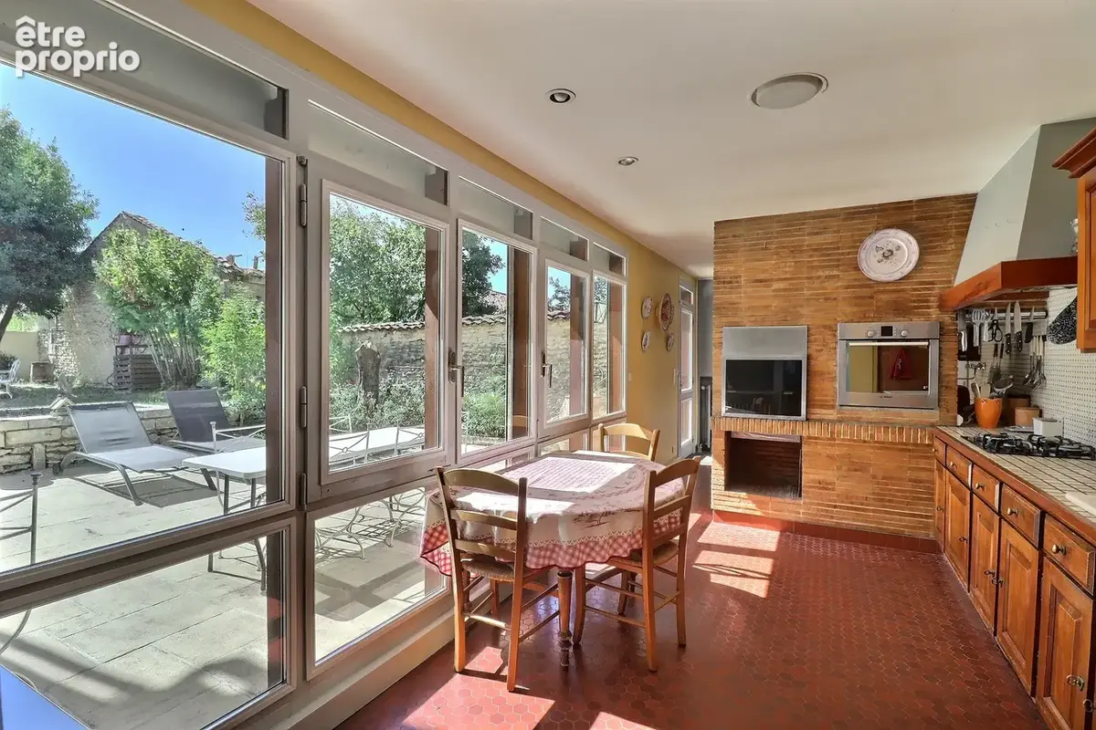 Demeure familiale 312 m2 avec jardin piscinable - photo 4