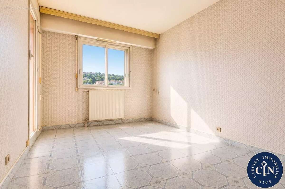 Appartement 70 m² à Nice  - photo 6