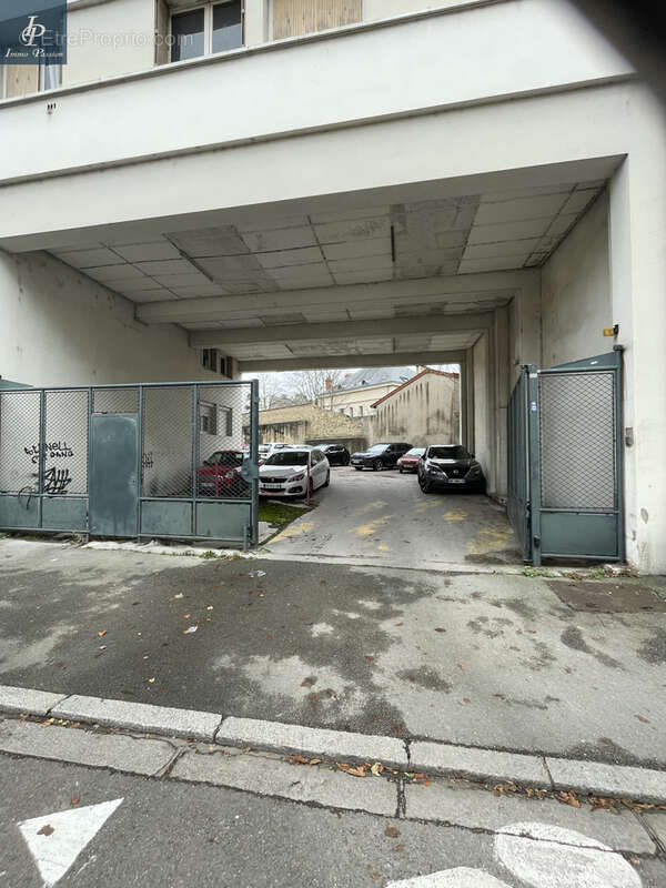 Parking à DIJON