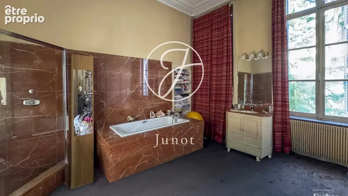 Lille – VIEUX-LILLE - Hôtel particulier à vendre – 880,44m² habitables – 1001,88m² utiles – Dépendances – Jardin de 1 277m² – Co - photo 9