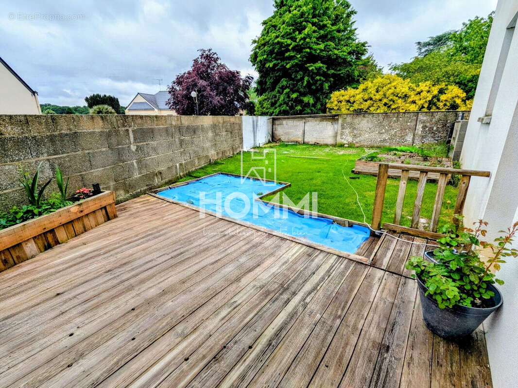 Maison 86 m² à Isse  - photo 9