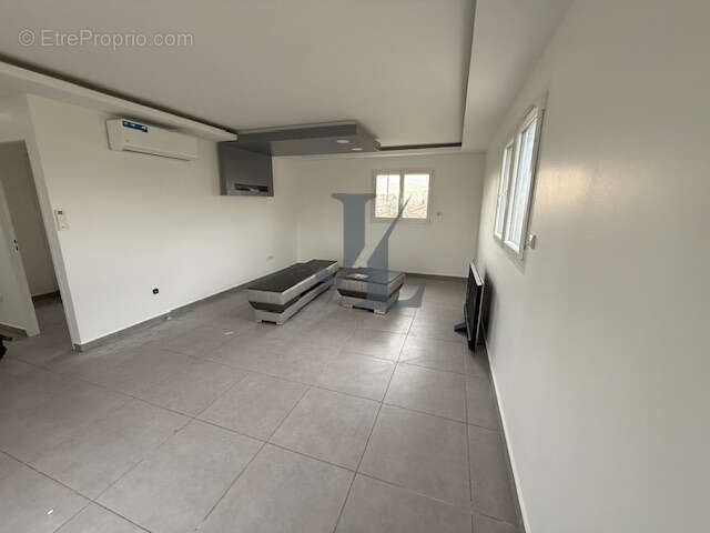 Maison à PORTES-LES-VALENCE