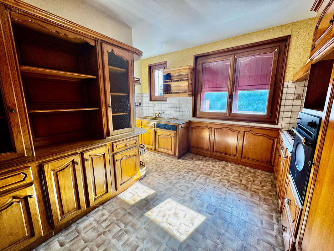 Maison à SAINT-BONNET-LE-FROID