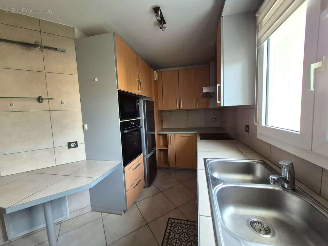 Appartement à THIAIS