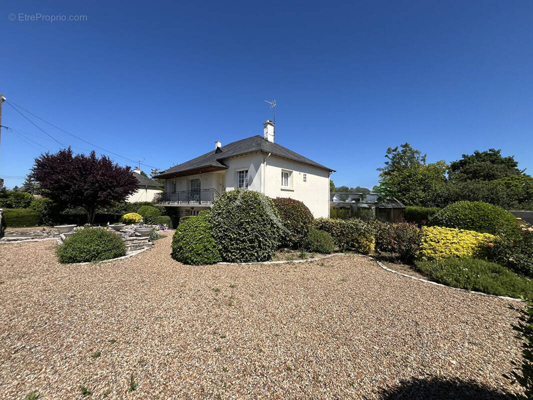 Maison à VINEUIL