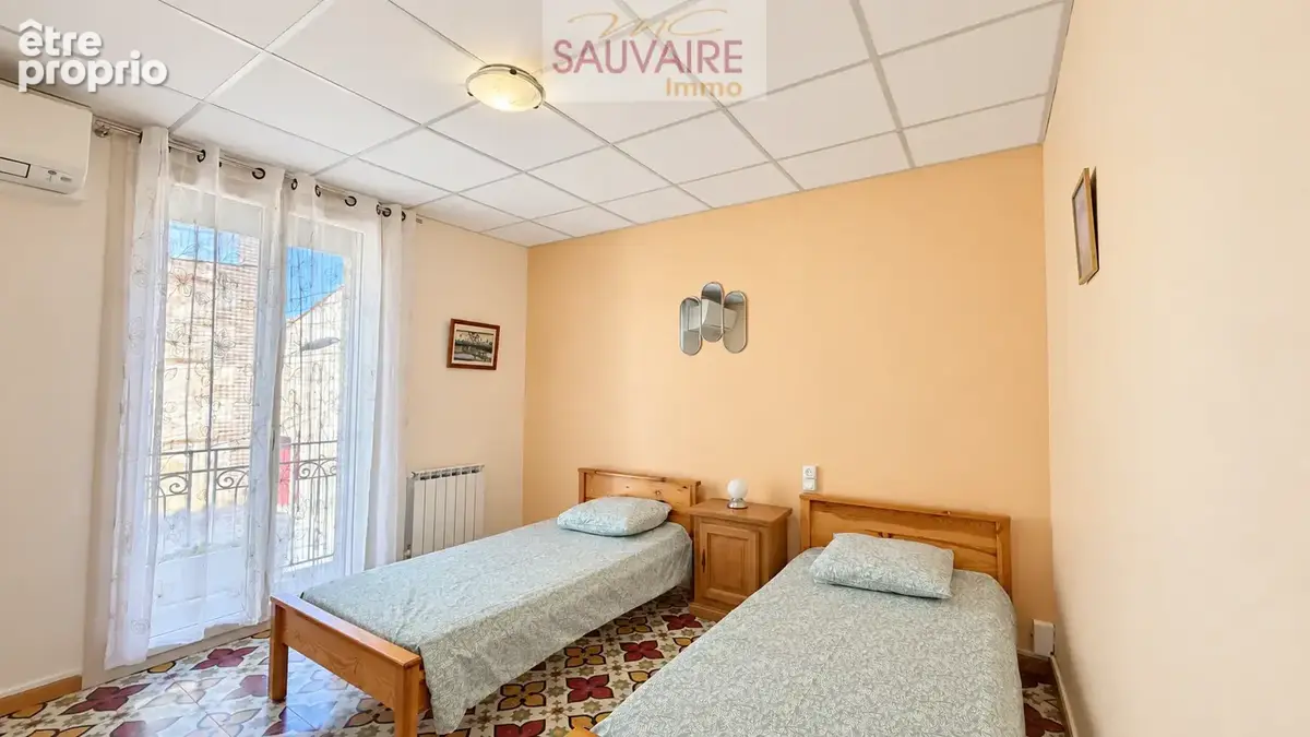 Belle maison de ville 217 m2   Grands volumes et espaces indépendants - photo 19