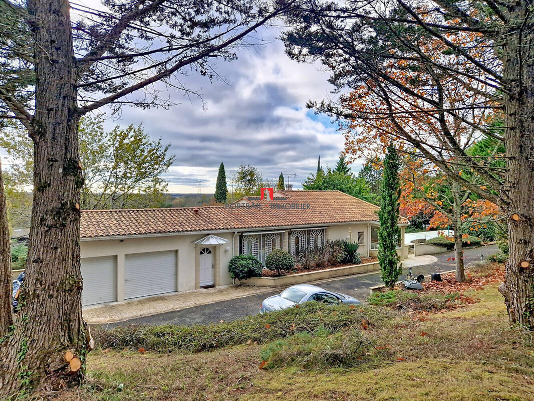 Maison à SAINT-ROMAIN-LA-VIRVEE