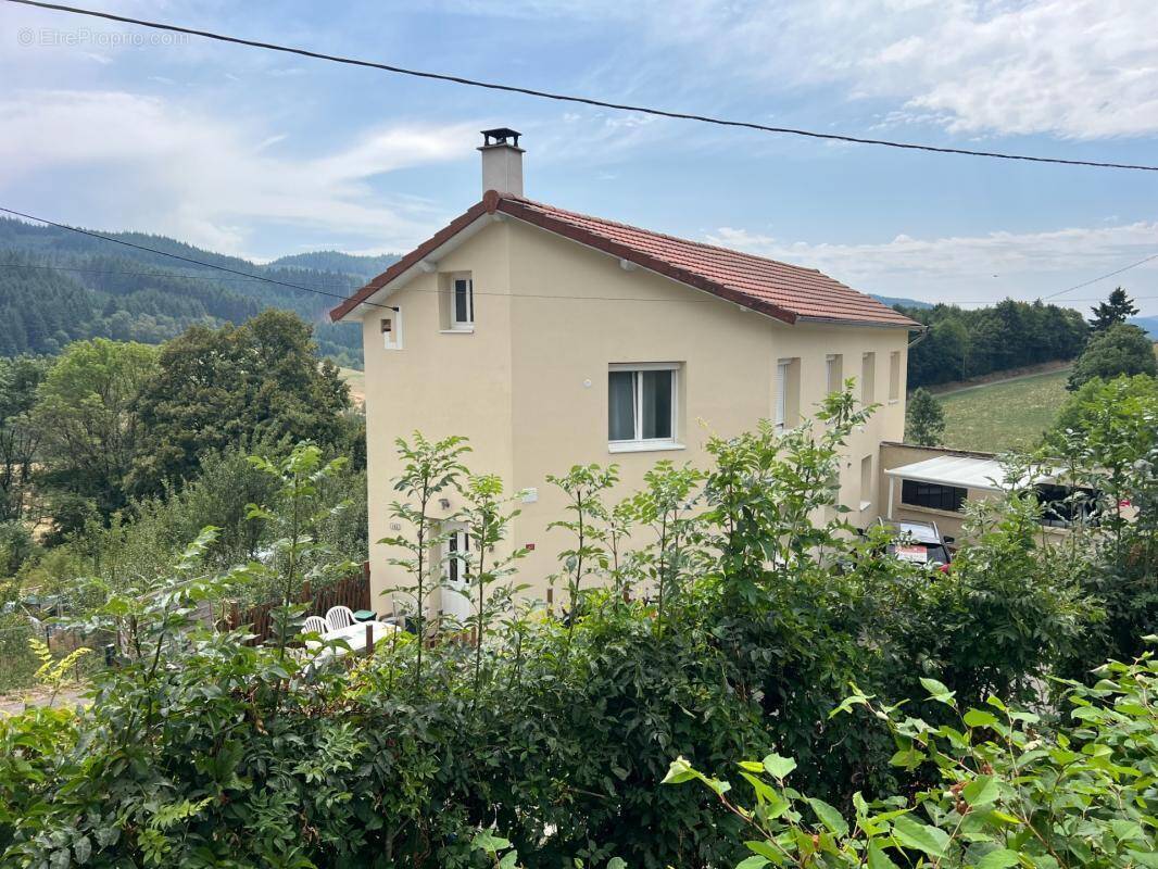 Maison à vendre 6 pièces Proche de LAMURE SUR AZERGUES (69) - photo 1