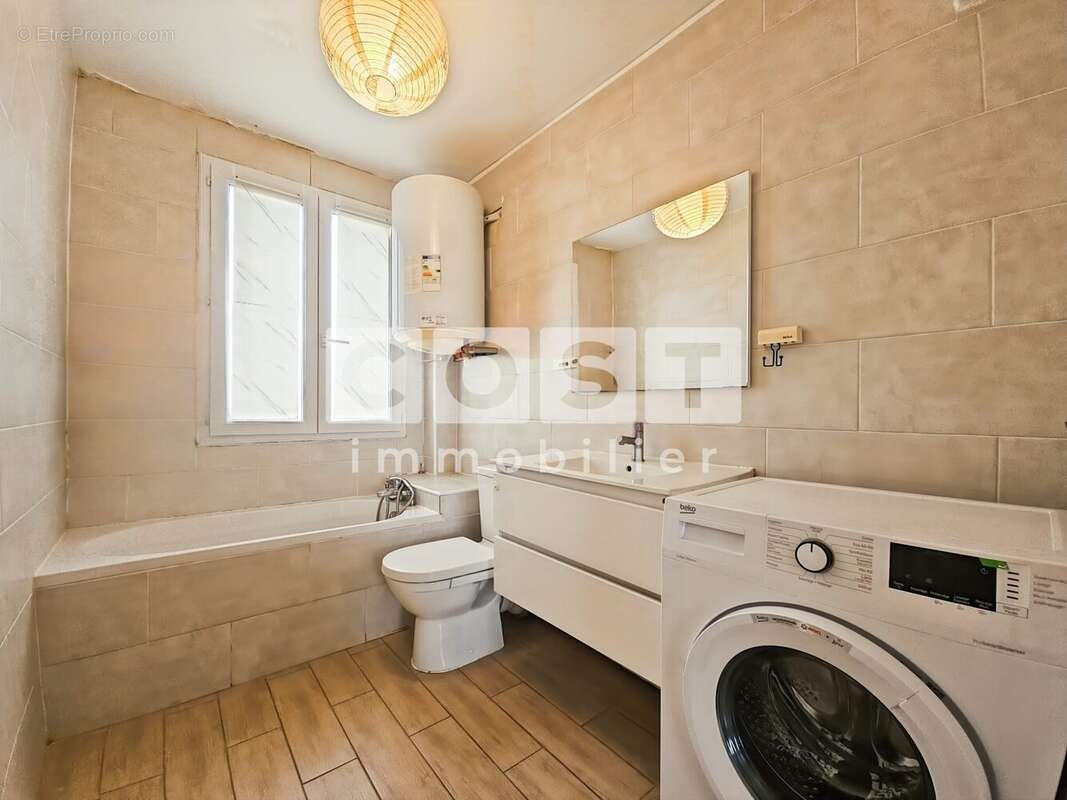 Appartement à COLOMBES