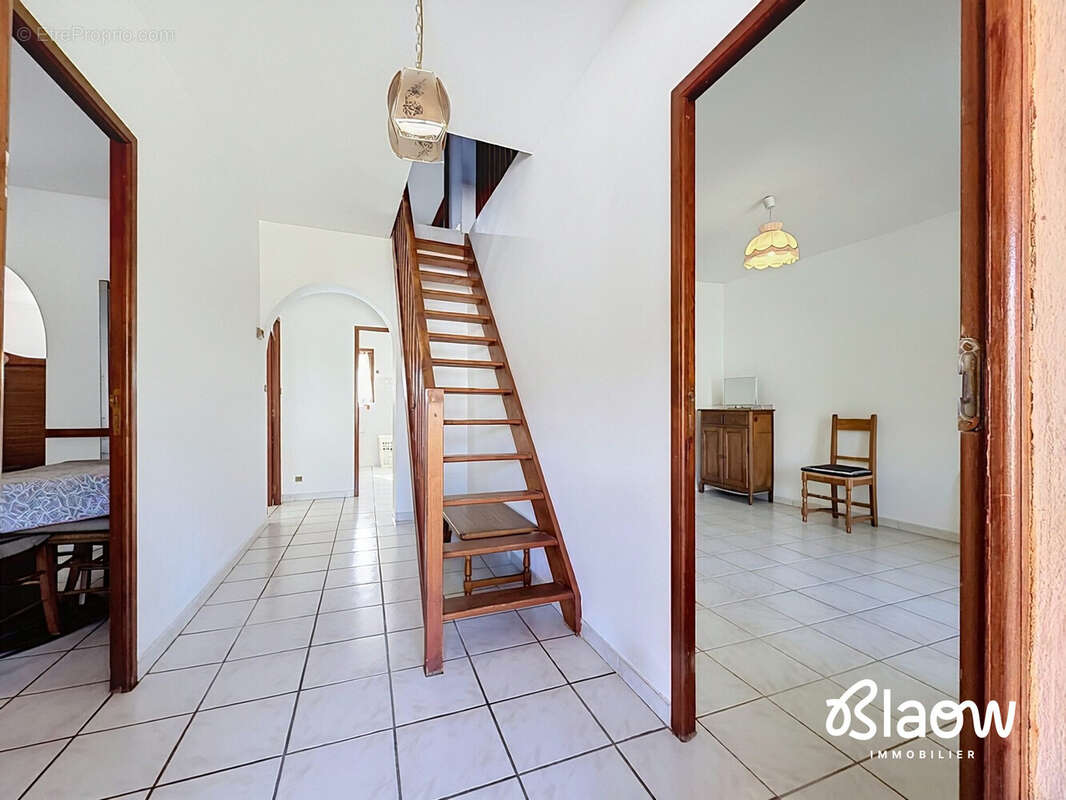 Maison 95 m² à Meyzieu  - photo 4