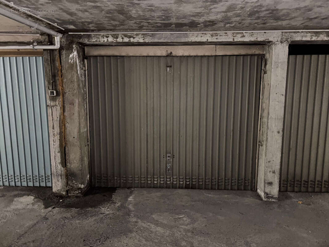 Parking à BISCHHEIM