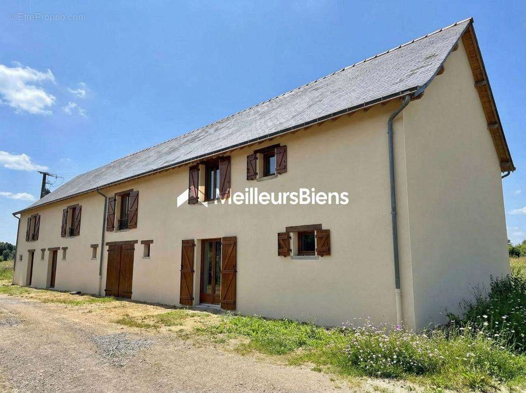 Maison à ARGENTRE