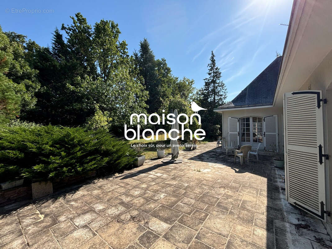 Maison à BOUCHEMAINE