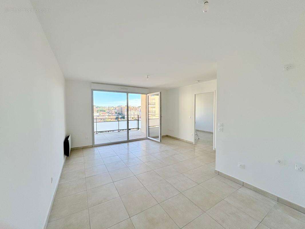 Appartement à LE CANNET