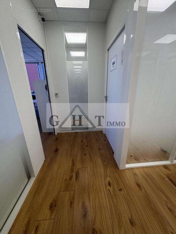 Commerce à MAISONS-ALFORT