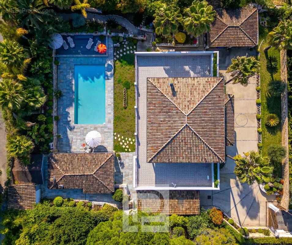 Maison à MOUGINS